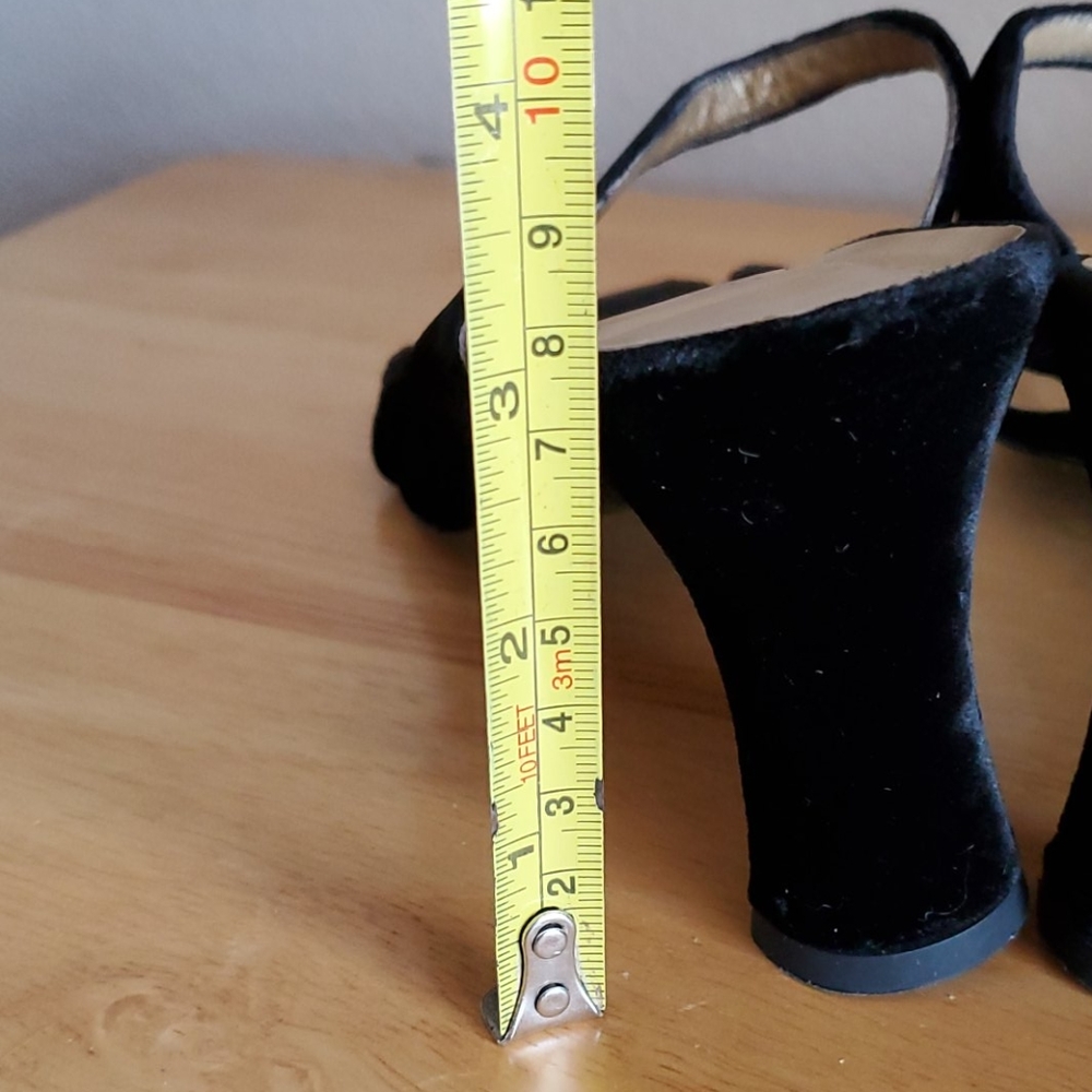 Ann Taylor Black Rose Velvet Heels - Picture 8 of 14